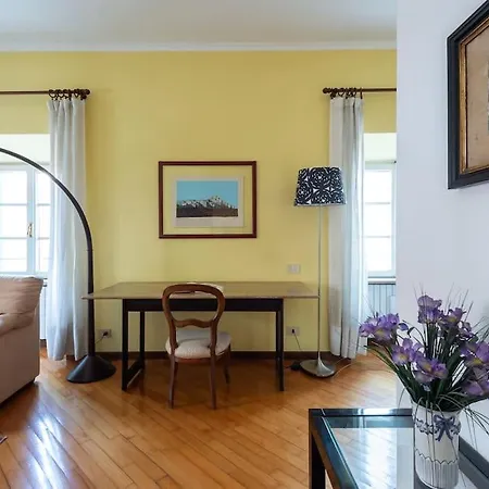 Apartamento Porta Pia Elegant Two Bedroom Roma