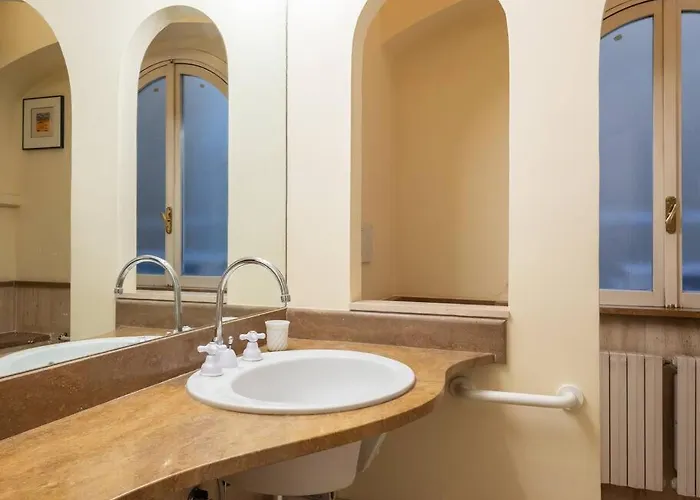 Porta Pia Elegant Two Bedroom 로마