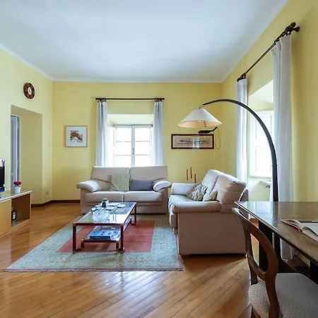 Porta Pia Elegant Two Bedroom Apartament *
