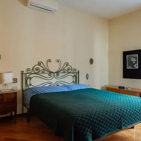 Porta Pia Elegant Two Bedroom Apartman